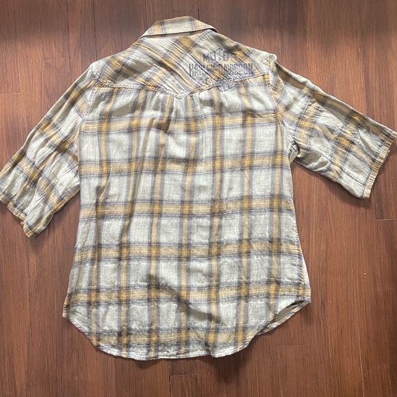 Harley Davidson women’s button up shirt - Picture 6 of 8